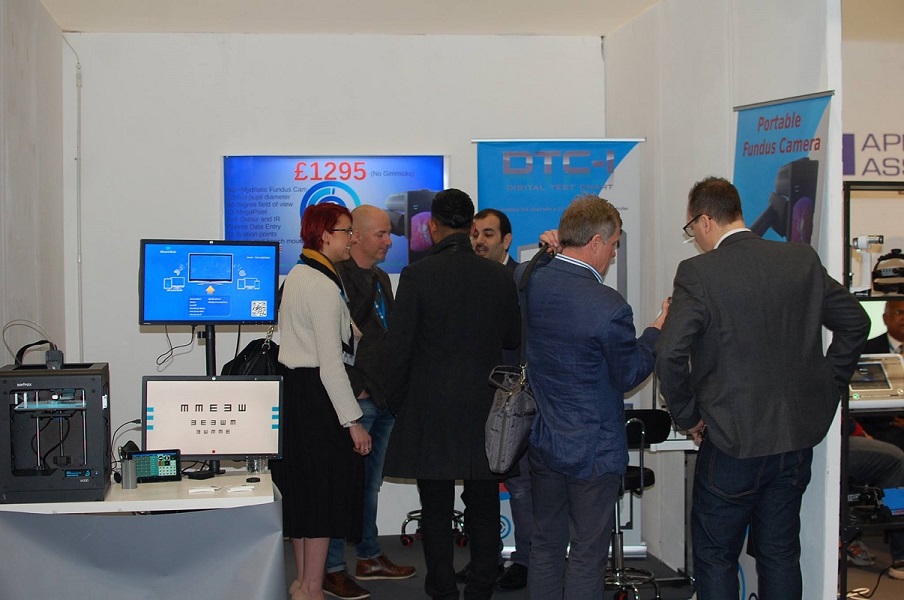 OICO stand at 100% optical London 2017